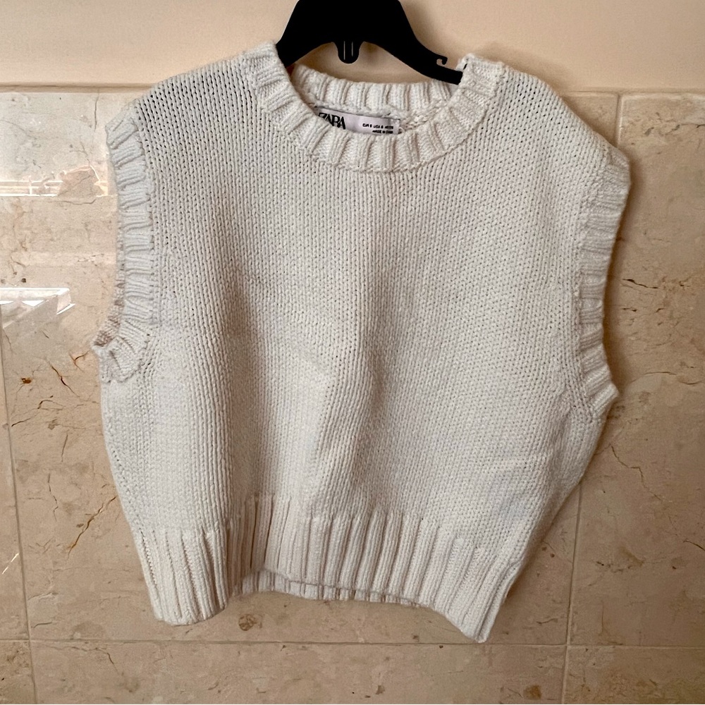 Zara Brand New Sweater vest
